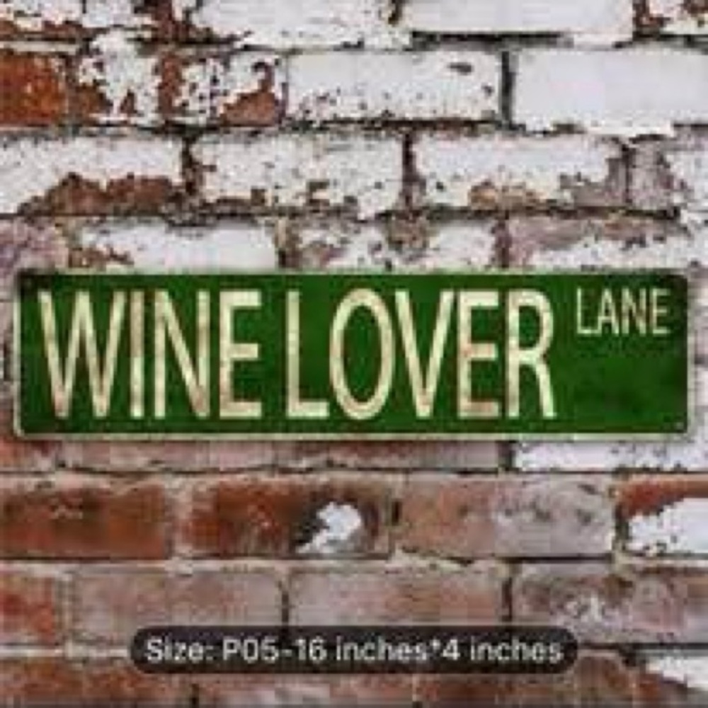 NEW! FUN WINE LOVERS STREET SIGN NOSTALGIC GIRLFRIEND GIFT HOME DECOR PRESENT
